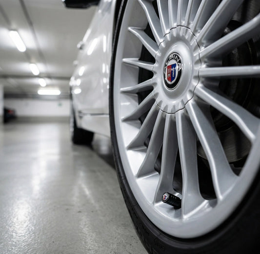4 stk. Alpina Sorte Ventilhætter Aluminium