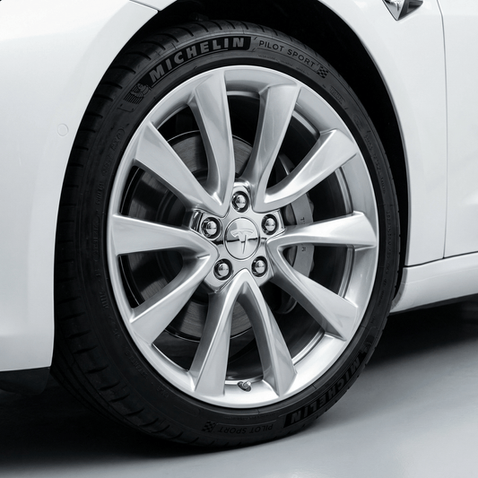 4 pieces. Chrome Tesla Center caps 57mm 