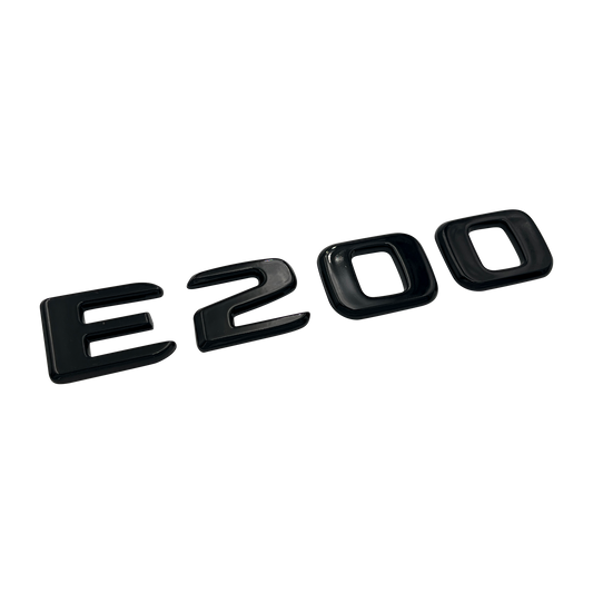 Svart Mercedes E200-emblem